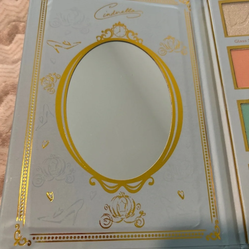 Disney Princess Storybook Cinderella Eyeshadow Palette 12 Cosmetic Makeup New!
